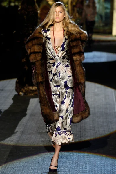 Look 32